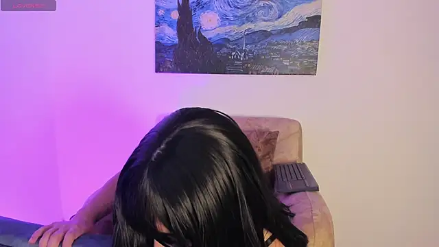 dahnia- online show from 04/18/26, 04:26