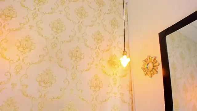 BRITANY WELLS  online show from 11/07/25, 11:59