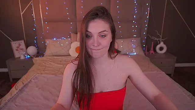 EmmyCharmm online show from 03/05/26, 06:43