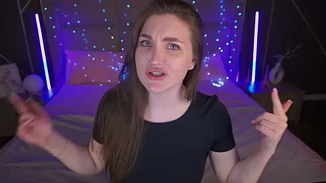 EmmyCharmm online show from 03/30/26, 05:53