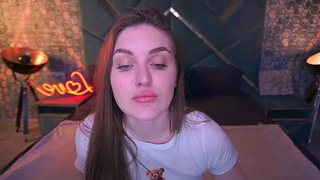 EmmyCharmm online show from 03/29/26, 05:53