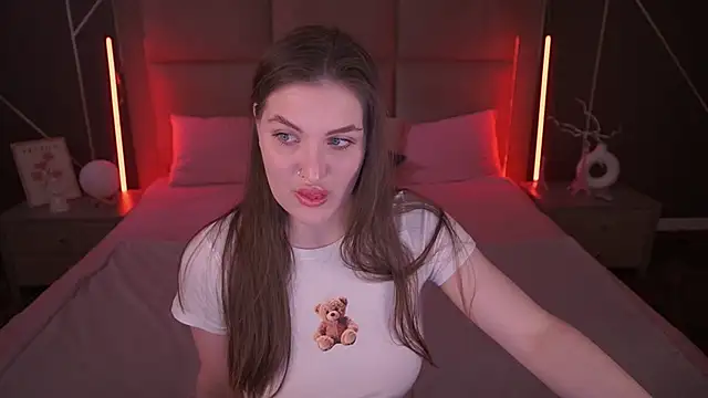 EmmyCharmm online show from 03/16/26, 06:50