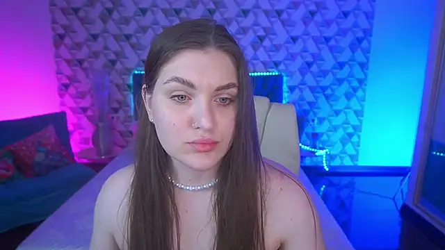 EmmyCharmm online show from 06/03/26, 05:41
