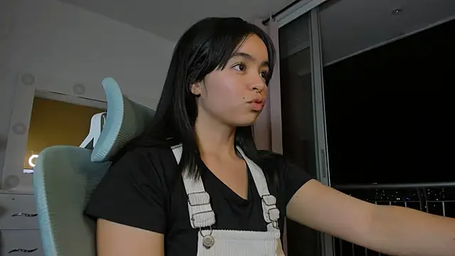 Olivia xd  online show from 12/08/24, 01:08