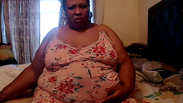 Snapshot of DELICIOUSSXX73 chatting on 10/04/25, 03:52 DELICIOUSSXX73 online show from 10/04/25, 03:52