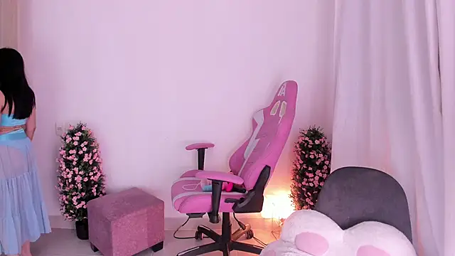 keissy rincon  online show from 10/31/25, 10:49