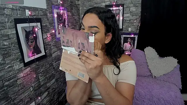 Andrys  online show from 11/24/25, 10:54