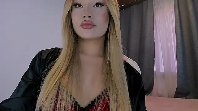 Keendall   online show from 10/24/25, 02:38