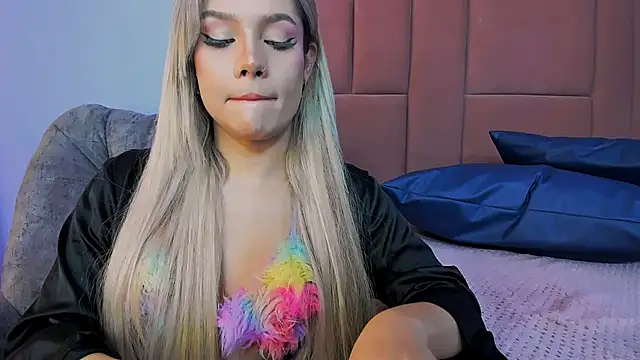 Keendall   online show from 12/06/24, 04:44