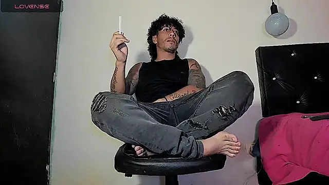 Snapshot of FuckHardlove chatting on 11/29/25, 11:16 FuckHardlove online show from 11/29/25, 11:16