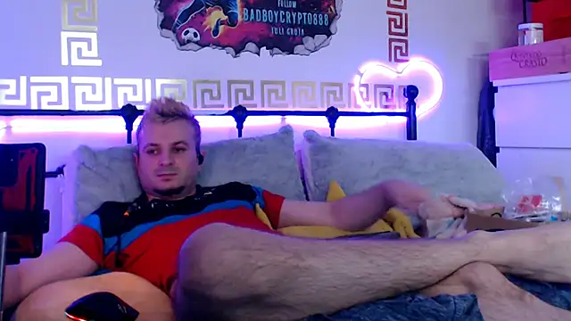 Snapshot of erotico69xxx chatting on 03/06/25, 05:11 erotico69xxx online show from 03/06/25, 05:11