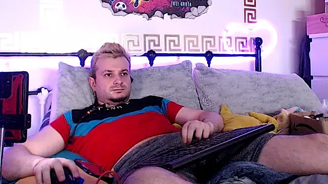 Snapshot of erotico69xxx chatting on 03/07/25, 10:21 erotico69xxx online show from 03/07/25, 10:21