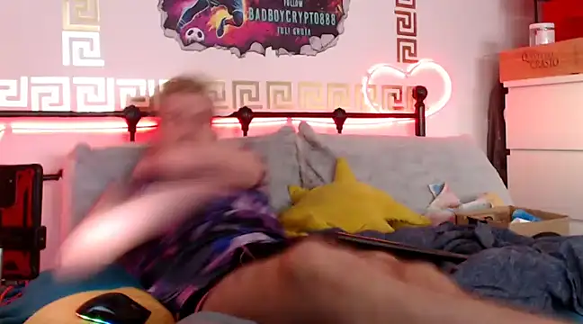 Snapshot of erotico69xxx chatting on 03/14/25, 05:24 erotico69xxx online show from 03/14/25, 05:24