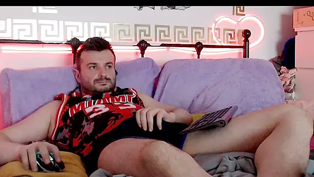 Snapshot of erotico69xxx chatting on 10/15/25, 12:09 erotico69xxx online show from 10/15/25, 12:09