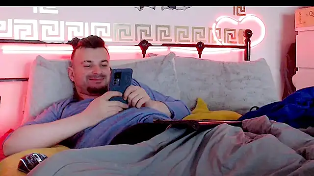 Snapshot of erotico69xxx chatting on 09/23/25, 10:39 erotico69xxx online show from 09/23/25, 10:39