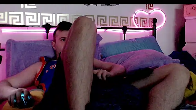 Snapshot of erotico69xxx chatting on 10/03/25, 10:33 erotico69xxx online show from 10/03/25, 10:33