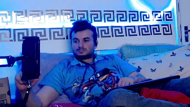 Snapshot of erotico69xxx chatting on 11/08/25, 12:14 erotico69xxx online show from 11/08/25, 12:14