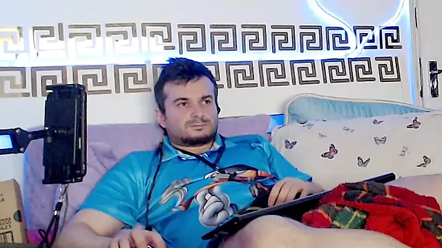 Snapshot of erotico69xxx chatting on 11/08/25, 10:35 erotico69xxx online show from 11/08/25, 10:35