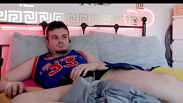 Snapshot of erotico69xxx chatting on 09/19/25, 10:08 erotico69xxx online show from 09/19/25, 10:08