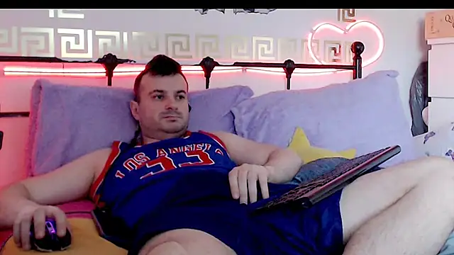 Snapshot of erotico69xxx chatting on 10/04/25, 10:39 erotico69xxx online show from 10/04/25, 10:39