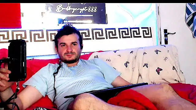 Snapshot of erotico69xxx chatting on 11/20/25, 01:28 erotico69xxx online show from 11/20/25, 01:28