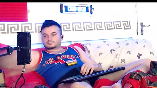 Snapshot of erotico69xxx chatting on 12/15/25, 02:23 erotico69xxx online show from 12/15/25, 02:23