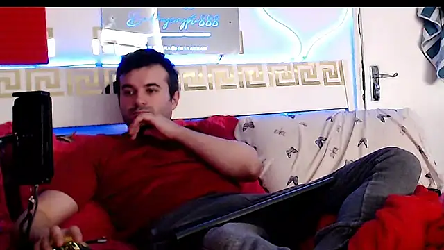 Snapshot of erotico69xxx chatting on 11/18/25, 11:02 erotico69xxx online show from 11/18/25, 11:02