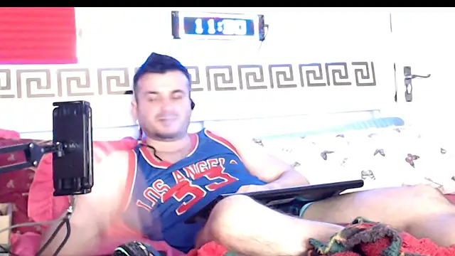 Snapshot of erotico69xxx chatting on 12/16/25, 11:31 erotico69xxx online show from 12/16/25, 11:31