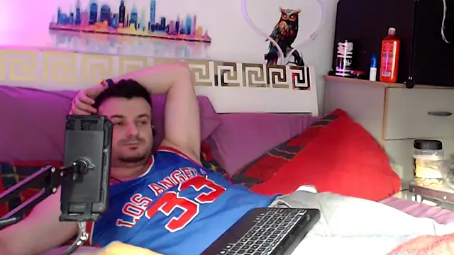 Snapshot of erotico69xxx chatting on 05/01/26, 06:02 erotico69xxx online show from 05/01/26, 06:02