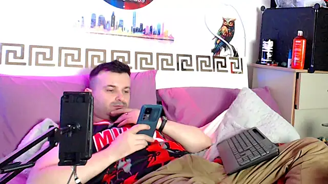 Snapshot of erotico69xxx chatting on 04/21/26, 11:55 erotico69xxx online show from 04/21/26, 11:55