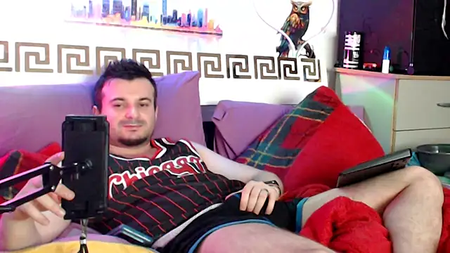 Snapshot of erotico69xxx chatting on 05/23/26, 01:37 erotico69xxx online show from 05/23/26, 01:37