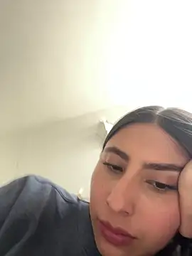 Ameellie online show from 03/27/26, 07:48