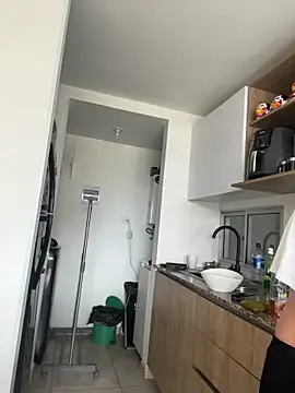 Snapshot of Ameellie chatting on 10/31/25, 04:36 Ameellie online show from 10/31/25, 04:36