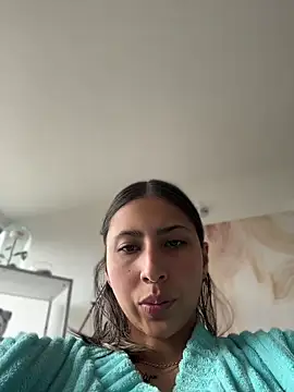 Ameellie online show from 04/30/26, 02:46
