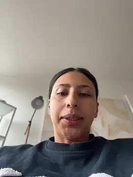 Ameellie online show from 04/15/26, 03:38