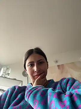 Ameellie online show from 04/19/26, 01:45