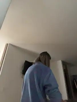 Ameellie online show from 04/19/26, 06:10