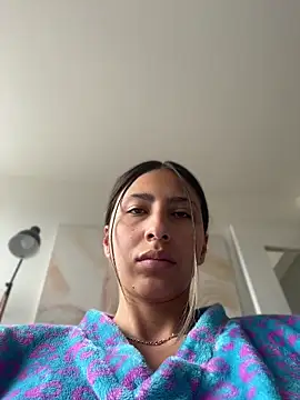 Ameellie online show from 04/17/26, 03:15