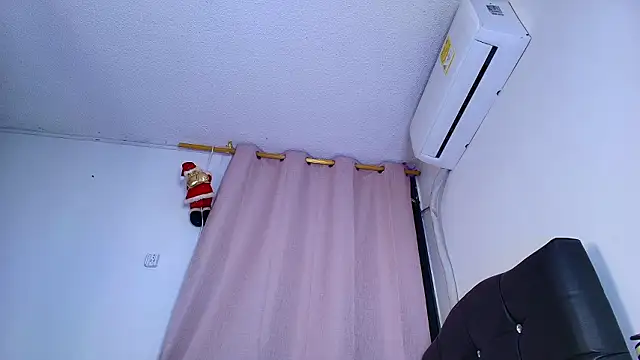 Snapshot of Mia_depp chatting on 02/03/26, 02:53 Mia depp online show from 02/03/26, 02:53