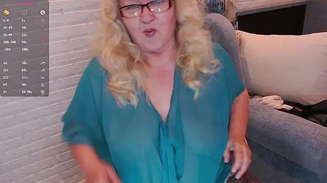 Marina Yourangel online show from 07/18/26, 01:14