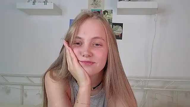 Snapshot of _Appr0ved_ chatting on 02/11/25, 06:11 Appr0ved online show from 02/11/25, 06:11