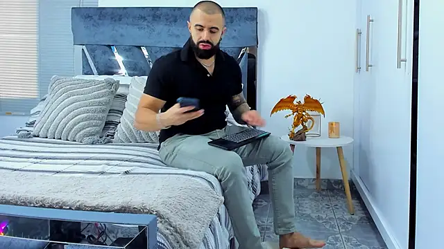 Zack Froone online show from 02/16/26, 01:54