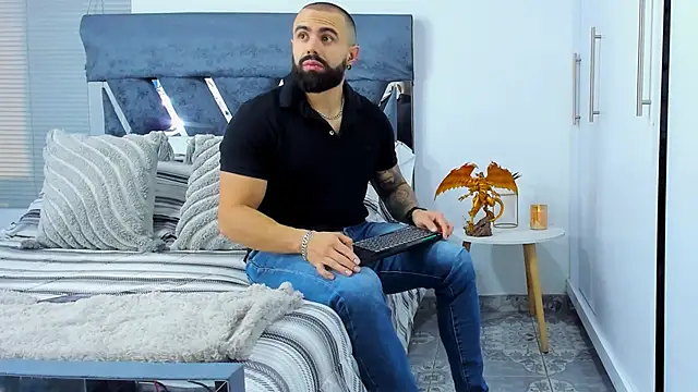 Zack Froone online show from 02/23/26, 01:44