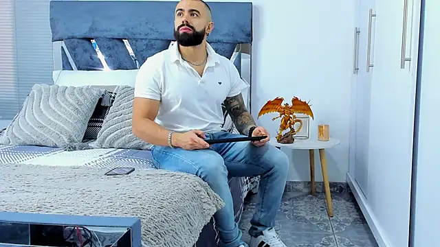 Zack Froone online show from 02/14/26, 02:39