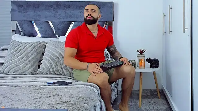 Zack Froone online show from 11/18/25, 03:04