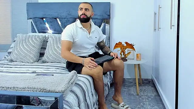 Zack Froone online show from 02/10/26, 01:10