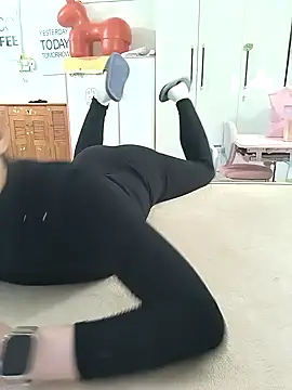 I AM NOT A SLUT online show from 12/04/25, 06:01