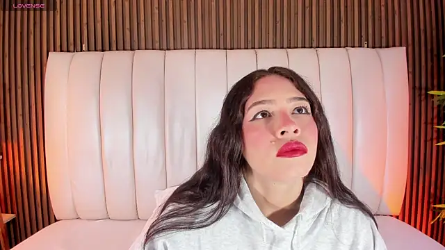 SaraRiley online show from 02/26/26, 10:54