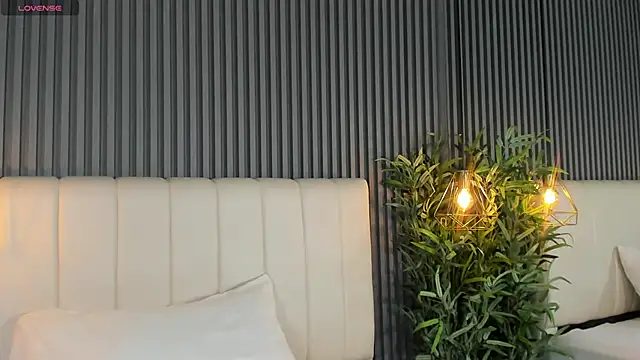 SaraRiley online show from 02/07/26, 08:39