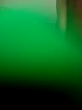 skiihot online show from 12/17/25, 05:34